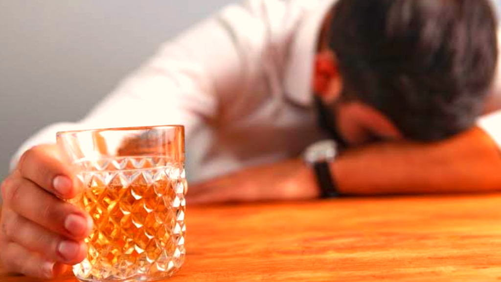 How To Stop Drinking Alcohol In Telugu - మద్యపానం ఆపడానికి ఈ ఒక్క మార్గం చాలు .